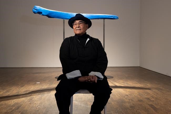 'Make peoples' jaws drop:' Inuvialuk sculptor shaped by cultural stories | iNFOnews.ca