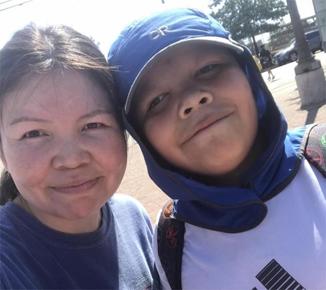 B.C. boy handcuffed, mother says children's hospital should have been safe space | iNFOnews.ca B.C. boy handcuffed, mother says children's hospital should have been safe space | iNFOnews.ca