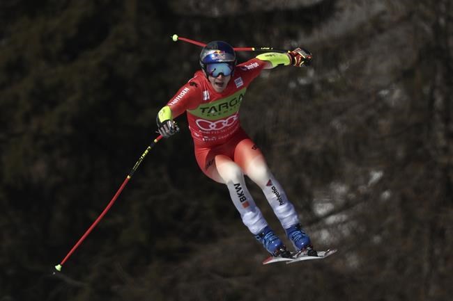 Swiss skier Odermatt wins super-G for 2nd win in 2 days | iNFOnews.ca
