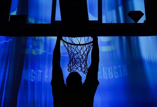 McMaster men's basketball team punished for player eligibility violation | iNFOnews.ca