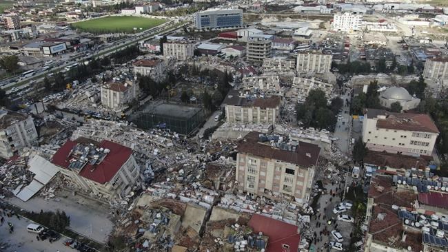 A glance at the world's deadliest quakes in past 25 years | iNFOnews.ca