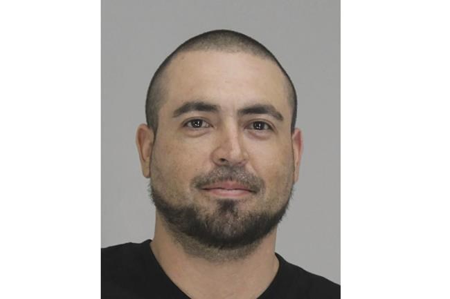 Texas dad convicted of murder in fatal shootings by teen son | iNFOnews.ca CP281083124