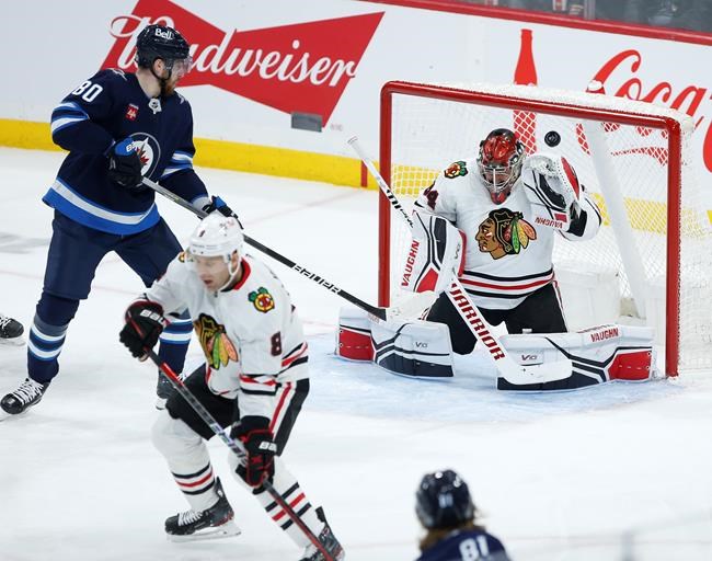 Wheeler navigates Jets to 4-1 win over Blackhawks | iNFOnews.ca Wheeler navigates Jets to 4-1 win over Blackhawks | iNFOnews.ca