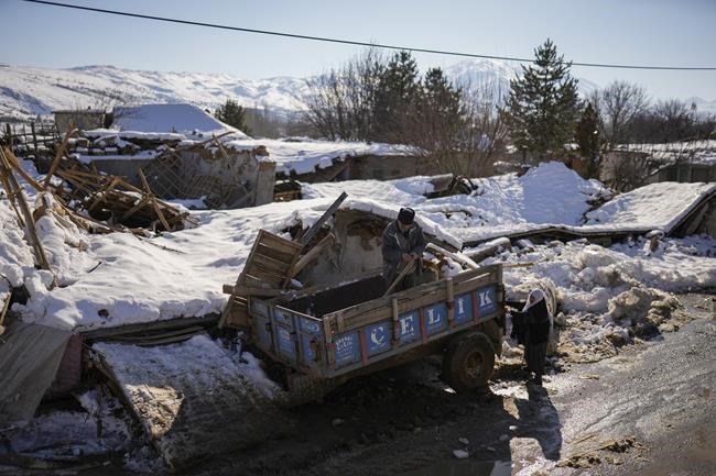 Search for earthquake survivors enters final hours in Turkey | iNFOnews.ca