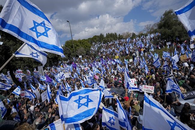 Netanyahu launches contentious overhaul as thousands protest | iNFOnews.ca