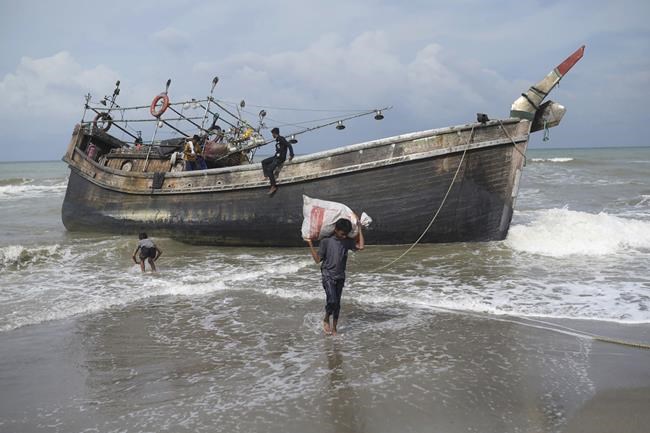 Boat carrying 71 Rohingya refugees lands in Indonesia | iNFOnews.ca Boat carrying 71 Rohingya refugees lands in Indonesia | iNFOnews.ca