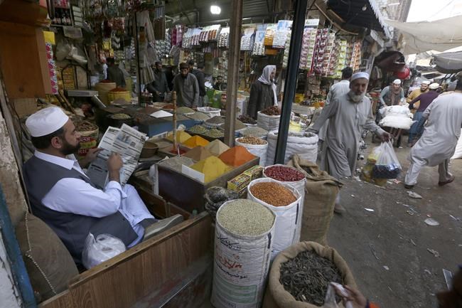 Poor Pakistanis worry IMF bailout measures risk stark future | iNFOnews.ca