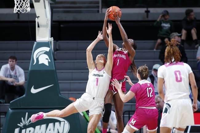 Spartans pregame ceremony honors 3 killed in campus shooting | iNFOnews.ca