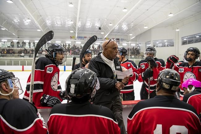 Petition calls for pro hockey's first Black coach to be inducted into Hall of Fame | iNFOnews.ca