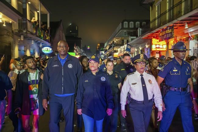 Dropping Mardi Gras gun cases a mistake, prosecutor says | iNFOnews.ca