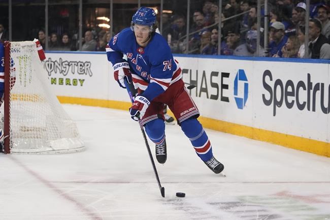 Canucks acquire Kravtsov from Rangers for Lockwood and a seventh-round pick in 2026 | iNFOnews.ca