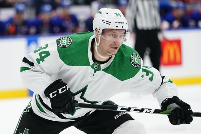 Canadiens send Dadonov to Stars in exchange for winger Gurianov | iNFOnews.ca Canadiens send Dadonov to Stars in exchange for winger Gurianov | iNFOnews.ca
