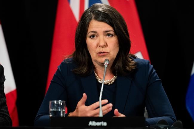Oilpatch funds balloon for pro-Smith political group after she supports royalty break | iNFOnews.ca