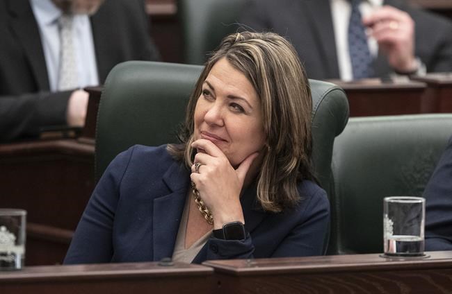Oil well cleanup program listed as 'key objective' in Alberta's pre-election budget | iNFOnews.ca