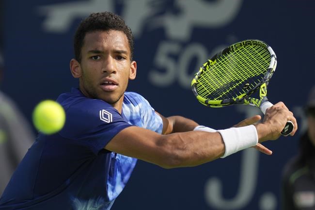 Auger-Aliassime out of Dubai Tennis Championships with second-round loss to Sonego | iNFOnews.ca