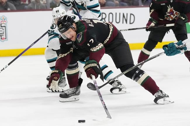Oilers acquire veteran forward Nick Bjugstad from Coyotes | iNFOnews.ca