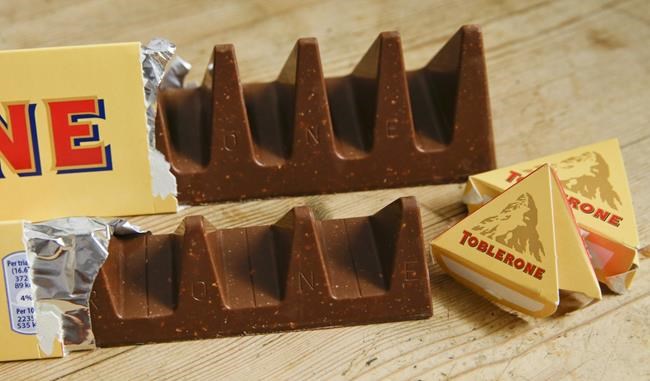 Toblerone drops iconic design due to rules on 'Swissness' | iNFOnews.ca CP2006975416