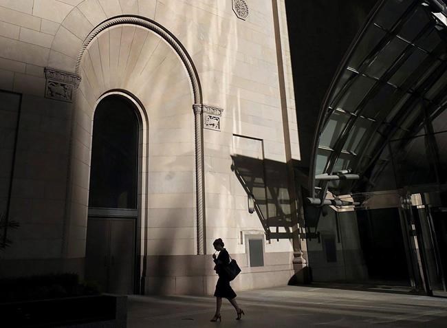 Credit unions beating big banks when it comes to women in executive roles: report | iNFOnews.ca
