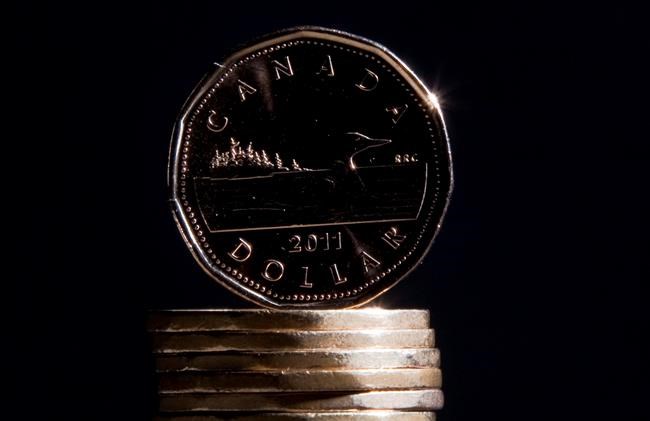 Loonie hits four-month low as Bank of Canada holds key interest rate | iNFOnews.ca