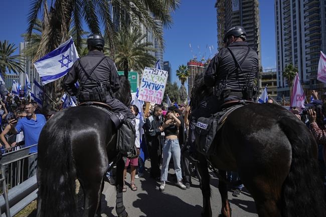 Netanyahu airlifted to airport after protesters block road | iNFOnews.ca