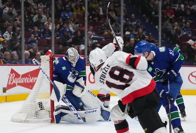 Vancouver Canucks trounce Senators 5-2, extend win streak to four games | iNFOnews.ca CP2142512505