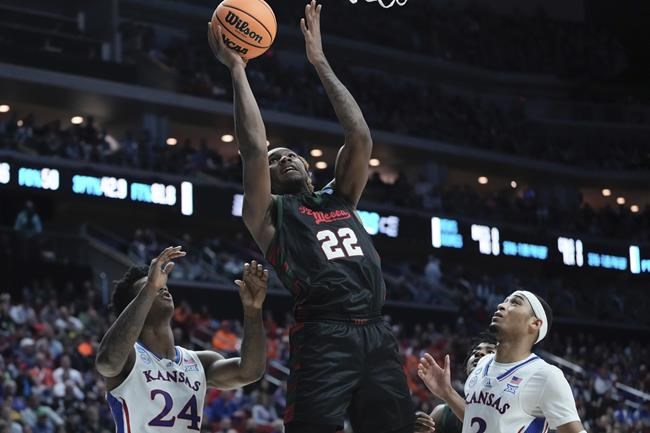 No. 1 seed Kansas cruises past Howard with Self still absent | iNFOnews.ca No. 1 seed Kansas cruises past Howard with Self still absent | iNFOnews.ca