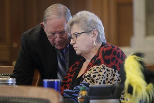 Kansas lawmakers near approval of 'born alive' abortion bill | iNFOnews.ca Kansas lawmakers near approval of 'born alive' abortion bill | iNFOnews.ca