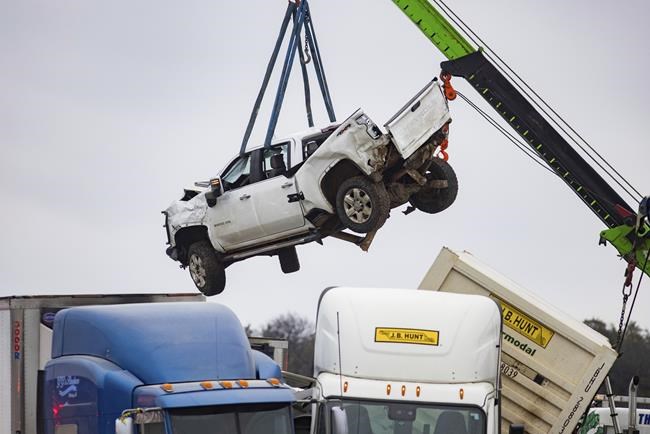 NTSB: Crews failed to de-ice road before massive Texas crash | iNFOnews.ca NTSB: Crews failed to de-ice road before massive Texas crash | iNFOnews.ca