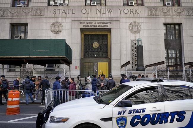 In Trump probe, key witness returns, no indictment vote yet | iNFOnews.ca
