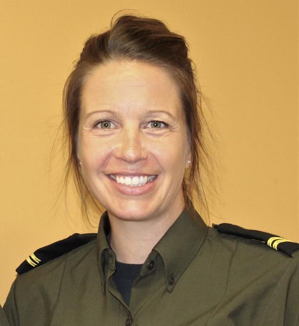 Provincial police officer killed during attempted arrest northeast of Montreal | iNFOnews.ca