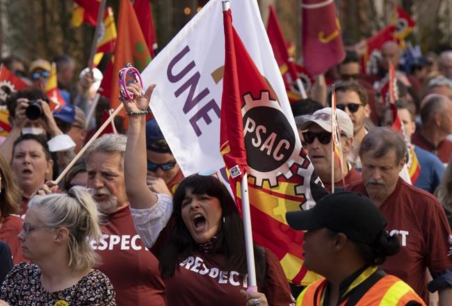 Major public-service union and to begin mediated negotiations with federal government | iNFOnews.ca Major public-service union and to begin mediated negotiations with federal government | iNFOnews.ca