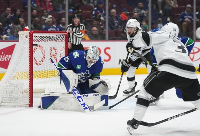 L.A. Kings clinch post-season berth with 4-1 win over Vancouver Canucks | iNFOnews.ca L.A. Kings clinch post-season berth with 4-1 win over Vancouver Canucks | iNFOnews.ca