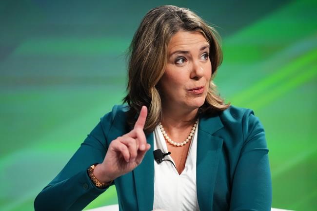 Alberta premier says politicians cannot talk to accused, but her call was OK | iNFOnews.ca Alberta premier says politicians cannot talk to accused, but her call was OK | iNFOnews.ca