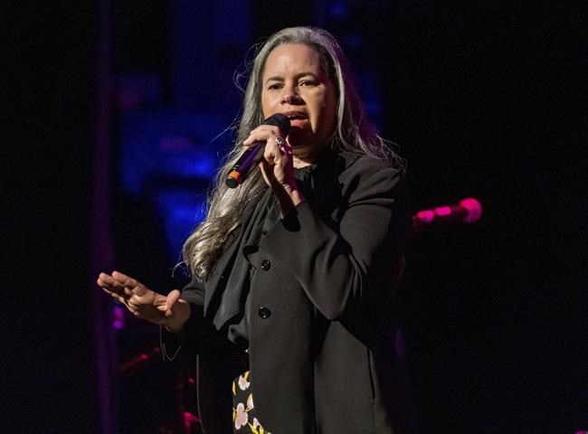 Natalie Merchant emerges from darkness with nothing but love | iNFOnews.ca
