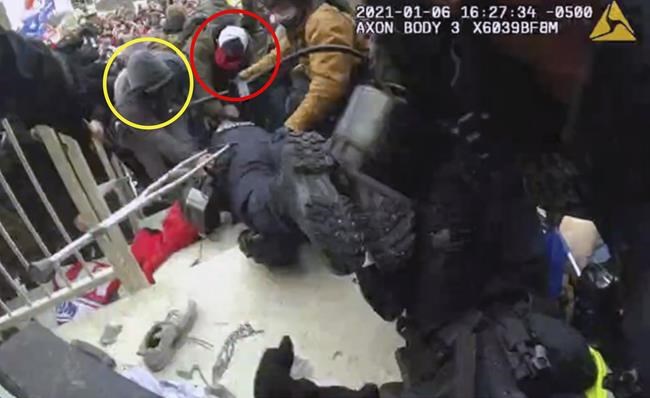 Romance novel model gets prison for Jan. 6 attack on police | iNFOnews.ca