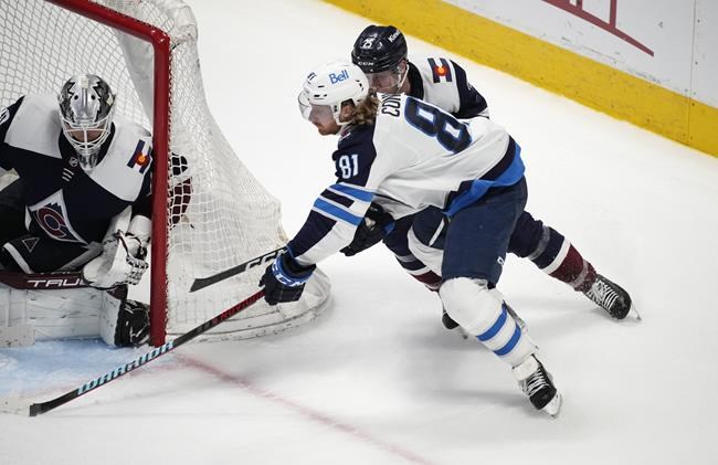 Avs beat Jets 4-2, remain in control of Central Division | iNFOnews.ca Avs beat Jets 4-2, remain in control of Central Division | iNFOnews.ca