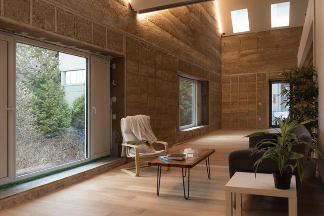 UBC students construct one of Canada's first 'carbon-minimal' hempcrete buildings. | iNFOnews.ca