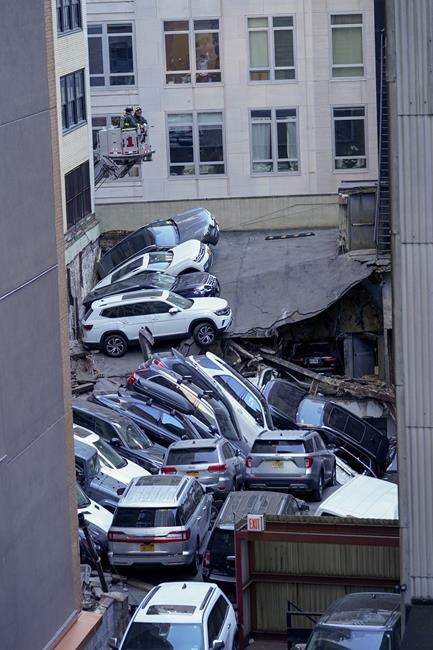 Parking garage collapses in NYC, killing 1; 5 injured | iNFOnews.ca Parking garage collapses in NYC, killing 1; 5 injured | iNFOnews.ca