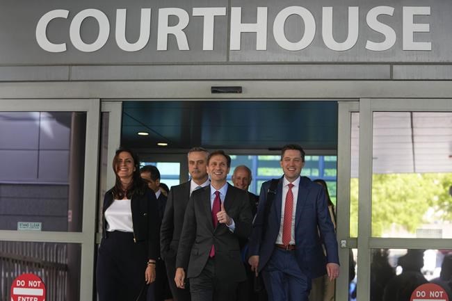 Fox settlement part of flurry of lawsuits over election lies | iNFOnews.ca Fox settlement part of flurry of lawsuits over election lies | iNFOnews.ca