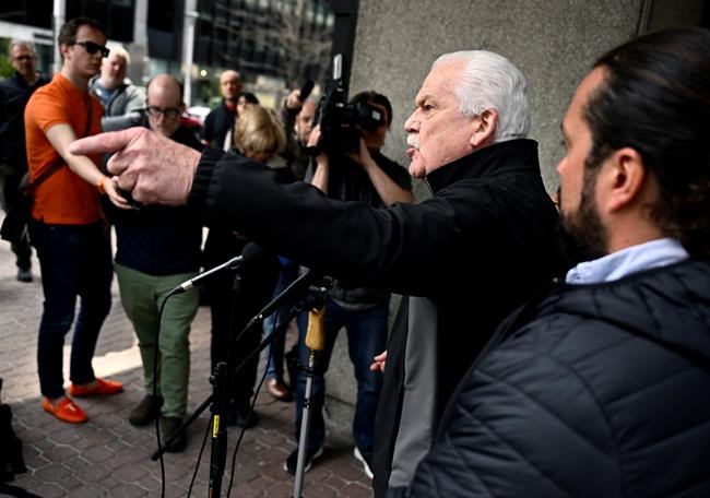 Public-service strike: Union 'fed up' with pace of talks but Ottawa blames union | iNFOnews.ca Public-service strike: Union 'fed up' with pace of talks but Ottawa blames union | iNFOnews.ca