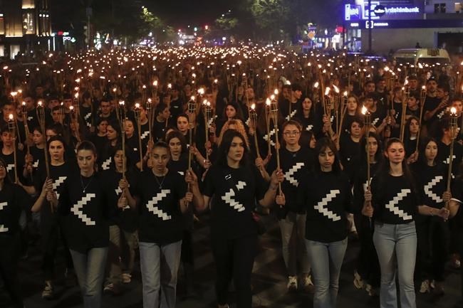 Torchlight march marks mass deaths of Armenians | iNFOnews.ca Torchlight march marks mass deaths of Armenians | iNFOnews.ca
