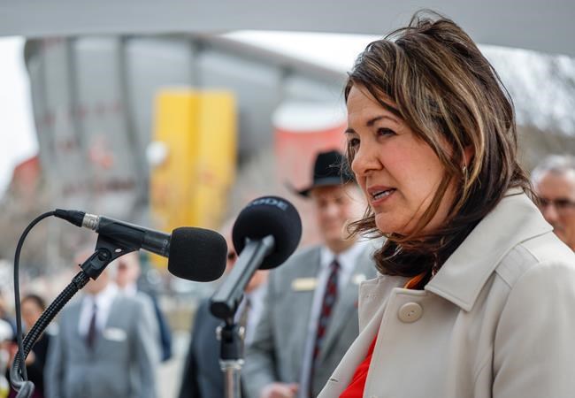 Alberta Premier Smith hopes funding for Flames arena won't become election issue | iNFOnews.ca