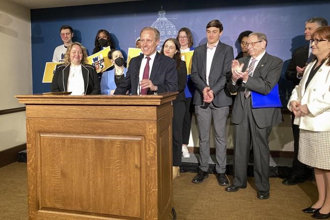 Minnesota takes steps to make it even easier to vote | iNFOnews.ca CP1919749395