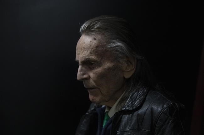 In The News for May 2 : Farewell to "rare talent" Gordon Lightfoot | iNFOnews.ca CP2120453591