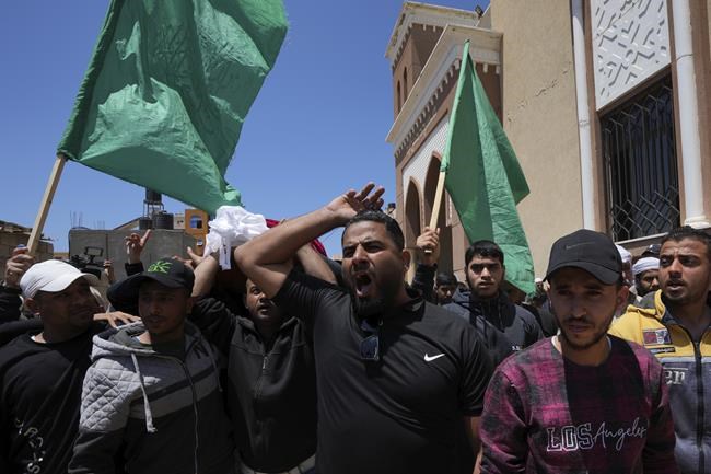 Israeli airstrikes on Gaza kill Palestinian as violence ebbs | iNFOnews.ca