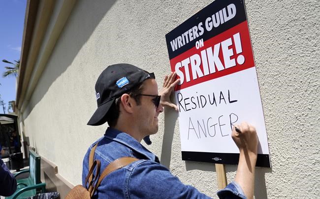 What do striking Hollywood writers want? A look at demands | iNFOnews.ca What do striking Hollywood writers want? A look at demands | iNFOnews.ca