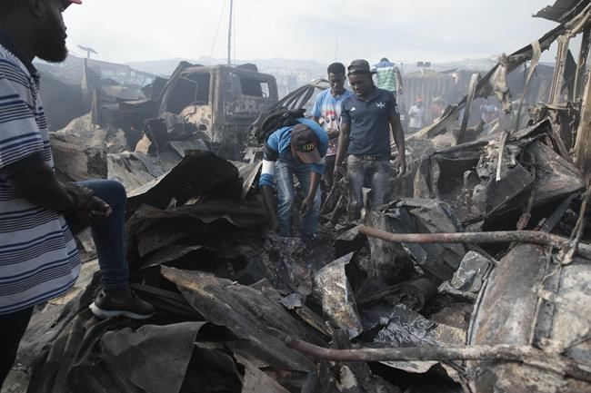 Fire consumes popular street market near Haiti's capital | iNFOnews.ca