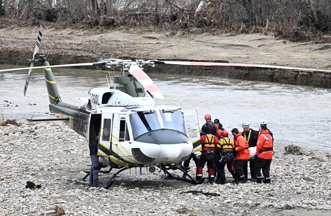 Quebec coroner formally identifies the two firefighters swept away in floodwaters | iNFOnews.ca Quebec coroner formally identifies the two firefighters swept away in floodwaters | iNFOnews.ca