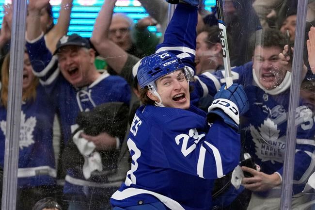 Leafs forward Knies has concussion, unlikely to return in second-round series | iNFOnews.ca