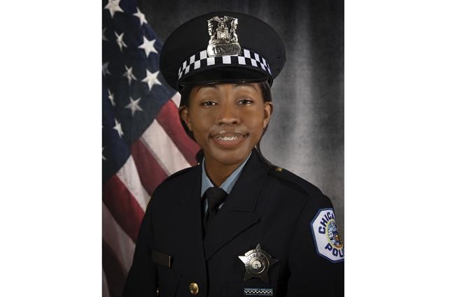 4 teens charged with murder in slaying of Chicago police officer who was returning home from work | iNFOnews.ca